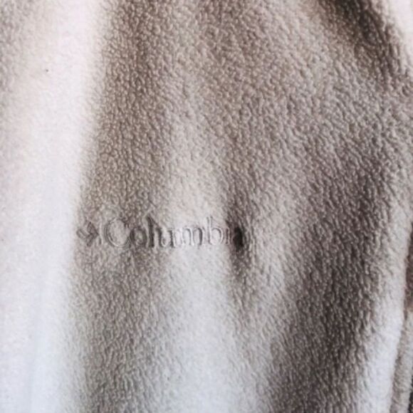 Women’s Columbia Cream Fleece Full Zip Jacket - Picture 4 of 10